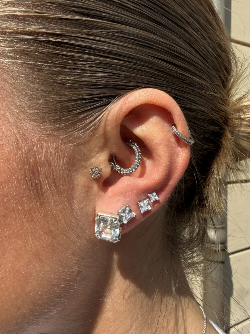 Orecchini punto luce